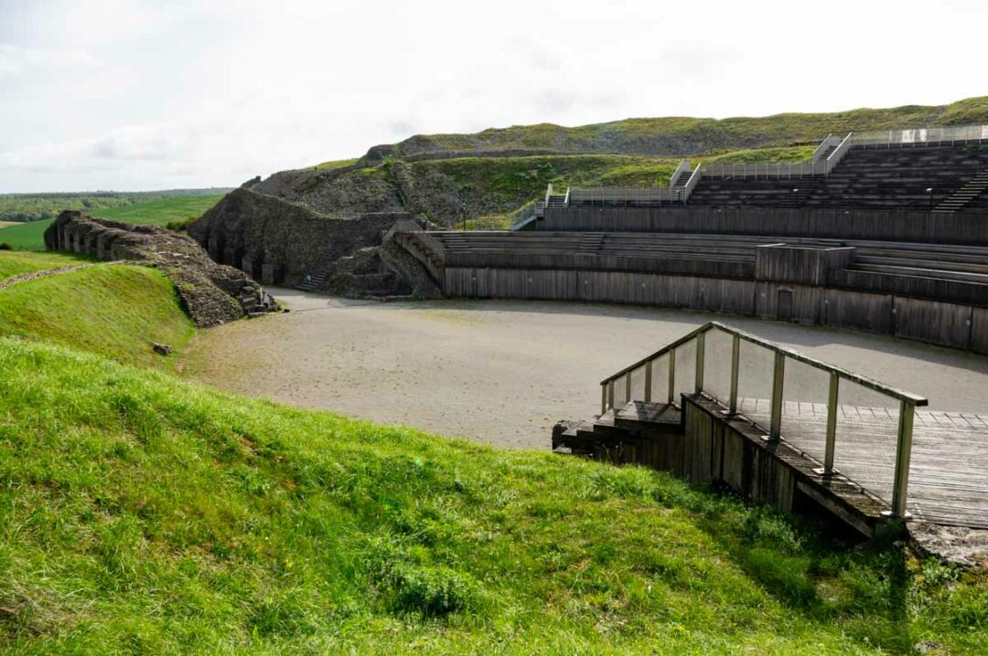 A panorama of the Great Amphitheater is set