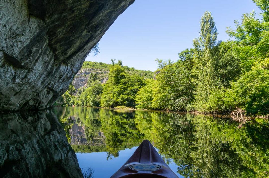 canoe descent into the Cele valley