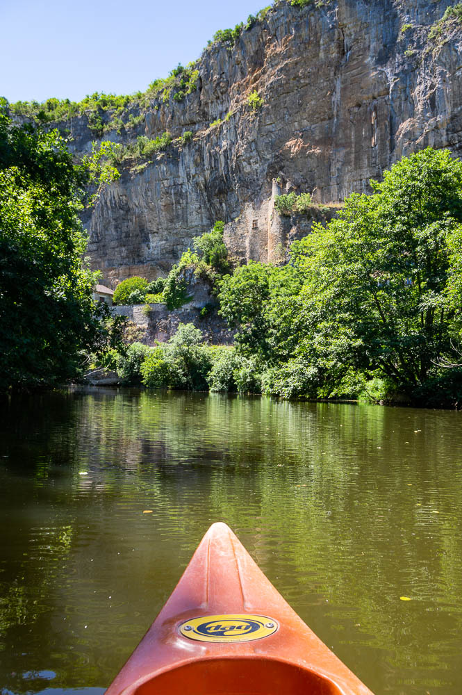 Cele valley in a canoe