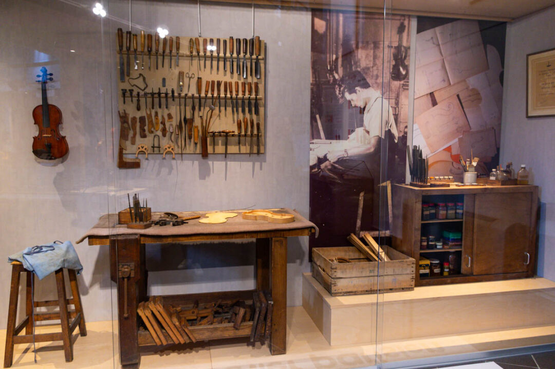 violin making museum in Mirecourt