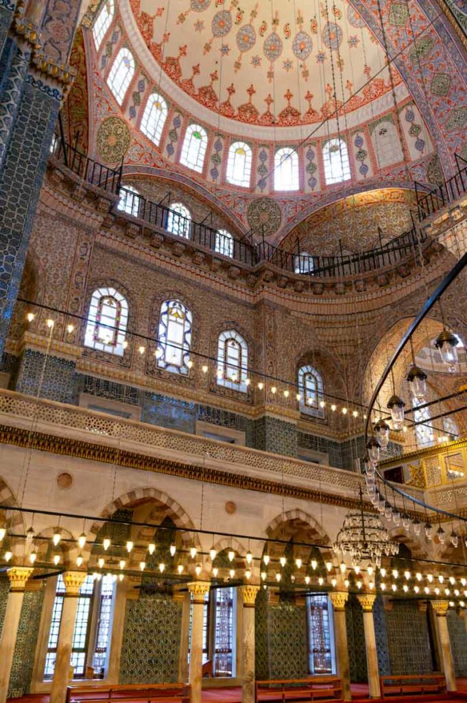 the interior of the new mosque in Istanbul
