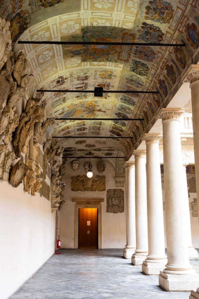 Arcades and coats of arms in the inner courtyard of the University of Padua